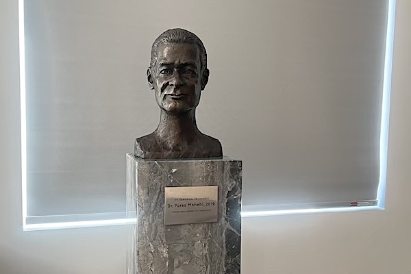 Sculpture of Dr. Parsa Mohebi